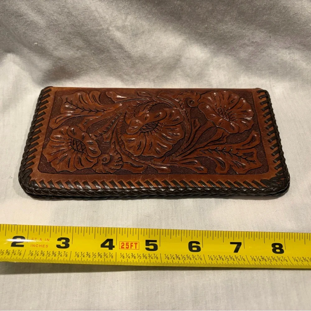 🤎‎ Vintage Hand Tooled Genuine Leather Wallet – Western Floral